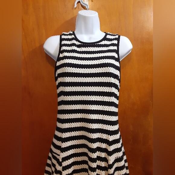 Banana Republic Women's Dress - Picture 2 of 5